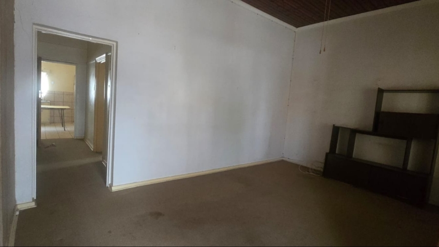 3 Bedroom Property for Sale in Koffiefontein Free State